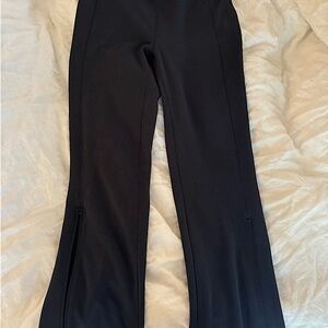 lululemon brushed softstreme ribbed zip flare pant 32.5” in black, size 6
